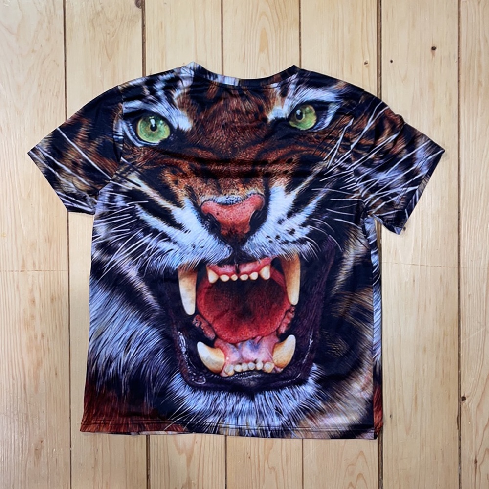 Quick dry tiger tee 🐅🐯 - Picture 2 of 2